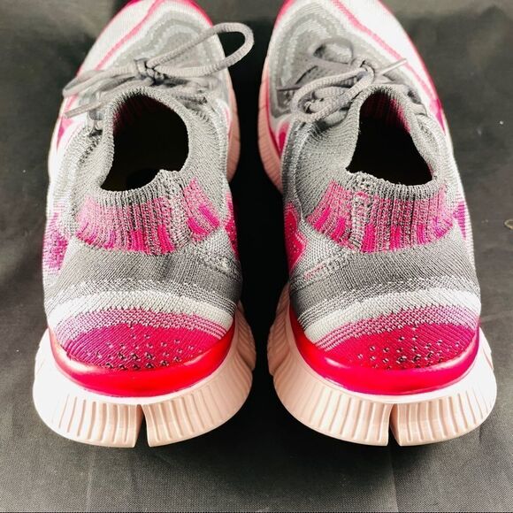 Near mint Nike Flyknit Free 5.0 raspberry wolf grey slip one sock racer wmns 9.5 - Picture 4 of 16